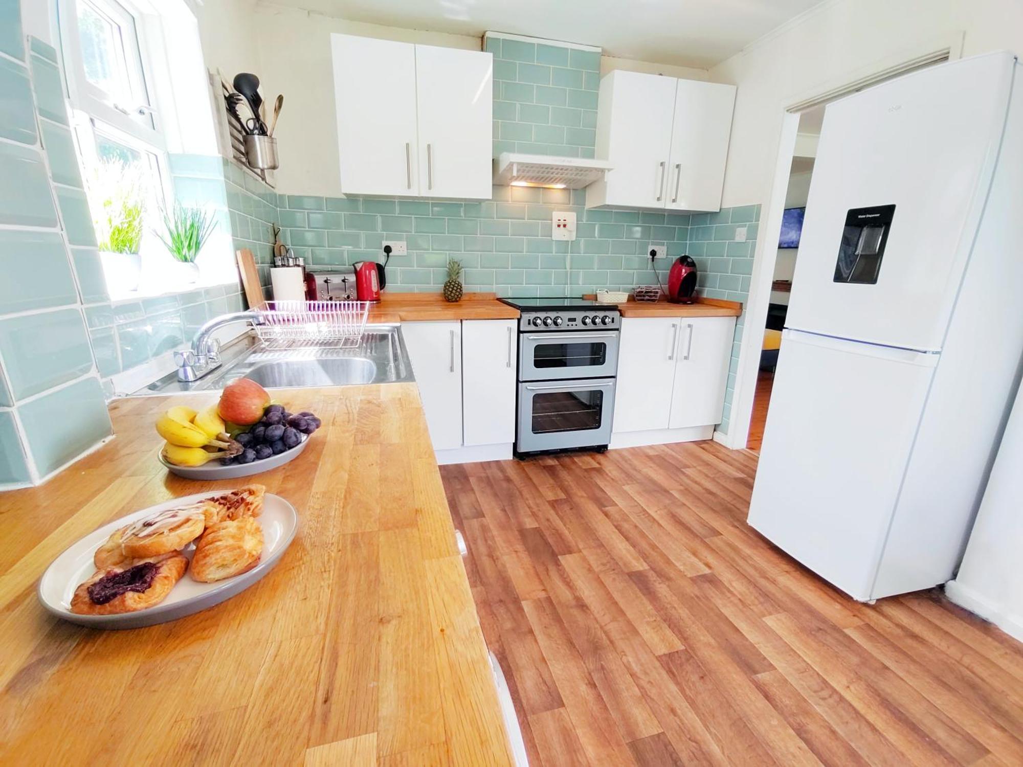 Epicsa - Corporate & Family Stay In 3 Bedroom House With Garden, Free Parking Кембридж Экстерьер фото